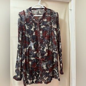 ⚫️ BOGO Sandwich ladies drawstring button up blouse size 42